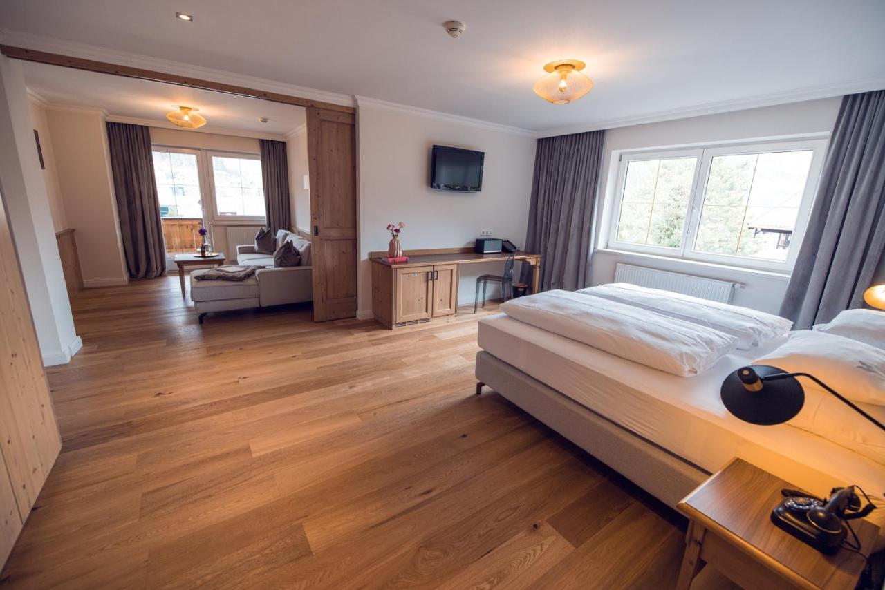 Alpine Hideaway Zillertalerhof Hotell Mayrhofen Exteriör bild